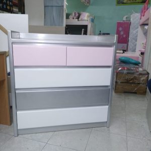 Cómoda 9